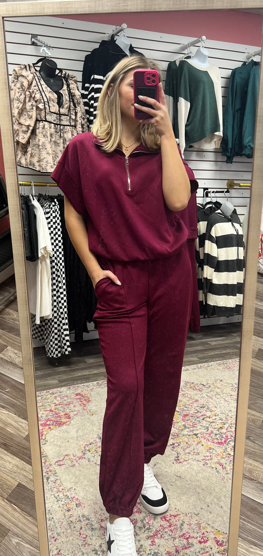 Maroon set